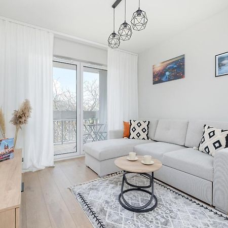 Bright Apartment Park Lotnikow Near Tauron Arena Krakow By Noclegi Renters Eksteriør bilde