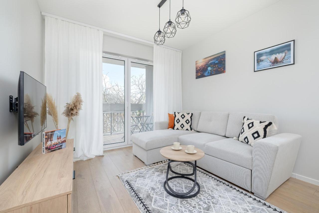 Bright Apartment Park Lotnikow Near Tauron Arena Krakow By Noclegi Renters Eksteriør bilde
